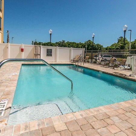Comfort Suites Dunnellon Near Rainbow Springs Bagian luar foto