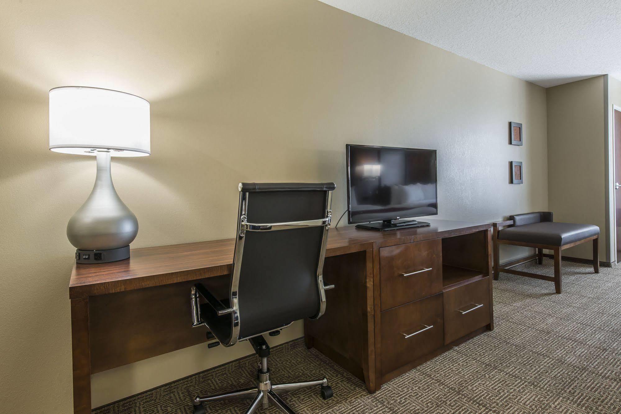 Comfort Suites Dunnellon Near Rainbow Springs Bagian luar foto