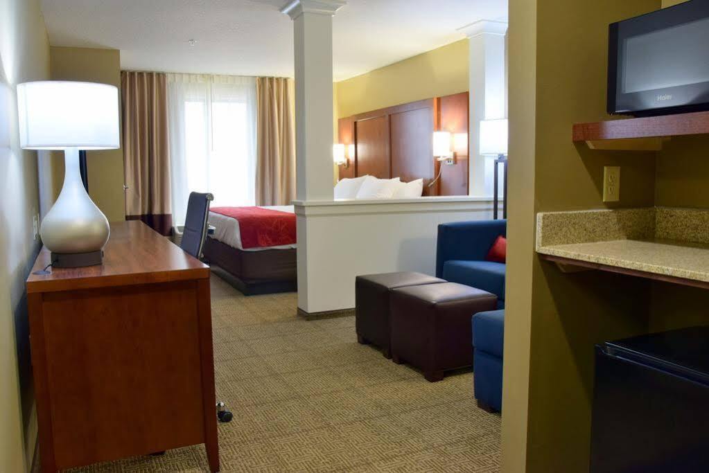 Comfort Suites Dunnellon Near Rainbow Springs Bagian luar foto