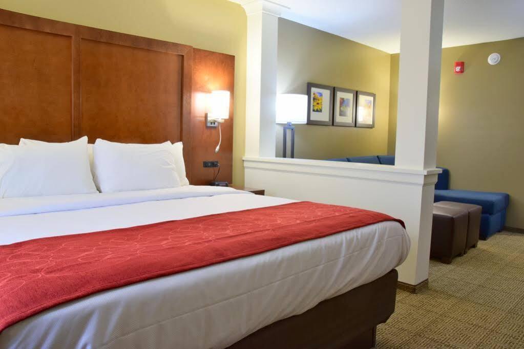 Comfort Suites Dunnellon Near Rainbow Springs Bagian luar foto